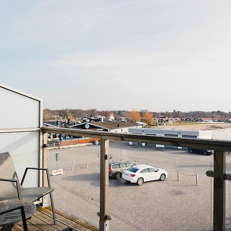 Hotell Hamnen แฟร์เยสตาเดน ภายนอก รูปภาพ