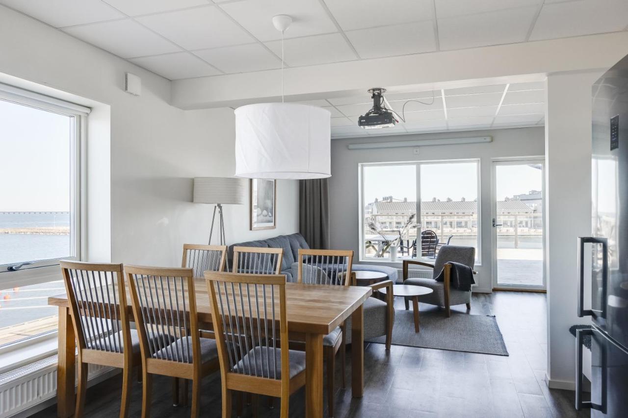 Hotell Hamnen แฟร์เยสตาเดน ภายนอก รูปภาพ