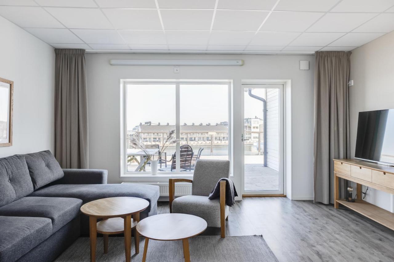 Hotell Hamnen แฟร์เยสตาเดน ภายนอก รูปภาพ
